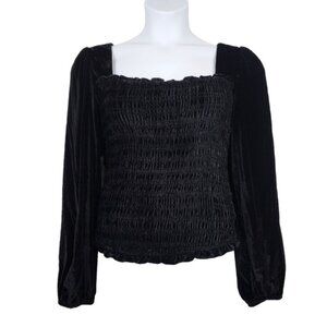 Torrid Womens Long Sleeve Black Velvet Square Neck Smocked Crop Top Size 3X NWT